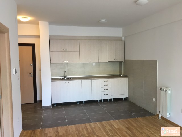 СЕ ИЗДАВА ПРАЗЕН ДВОСОБЕН СТАН КАЈ УНИВЕРЗАЛНА