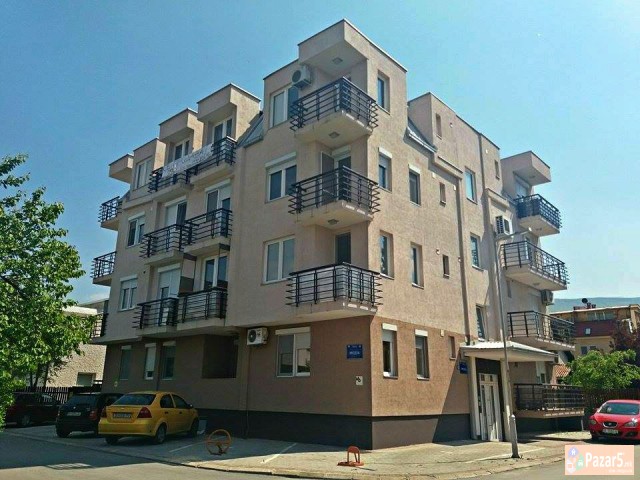 Се продава стан во Влае