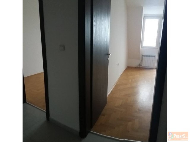 Се продава стан во Влае