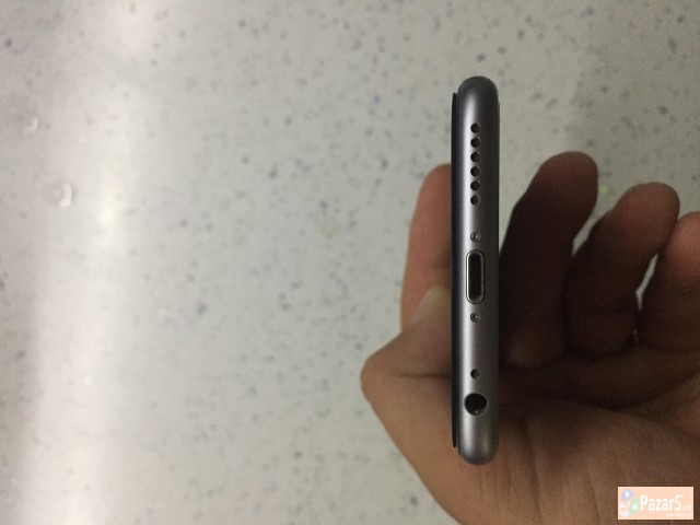 Iphone 6 Grey 64gb Kako Od Salon !!!