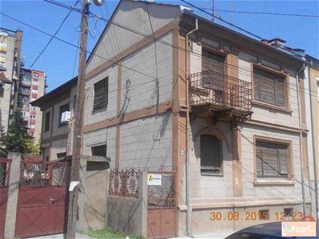 Се продава куќа,строги центар-Битола