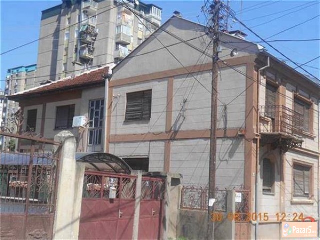 Се продава куќа,строги центар-Битола