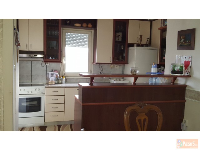 Стан во Ново Лисиче