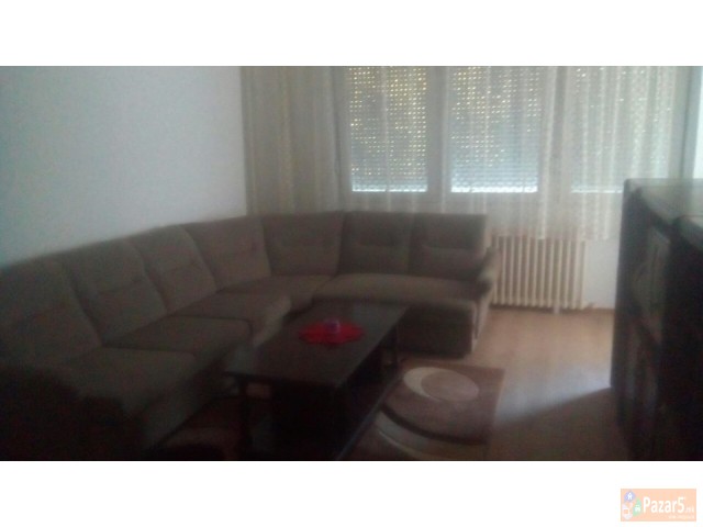 Се издава реновиран двособен стан во Аеродром