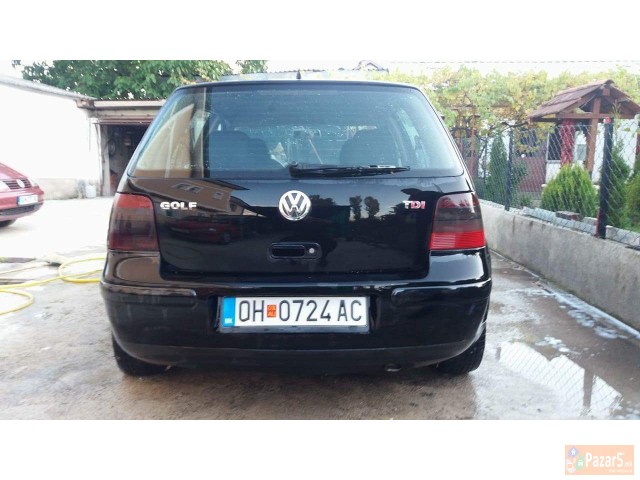 Se Prodava Ili Zamenuva Za Sharan 