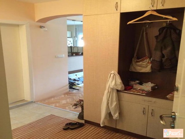 СЕ ИЗДАВА ТРОСОБЕН СТАН ВО НОВО ЛИСИЧЕ