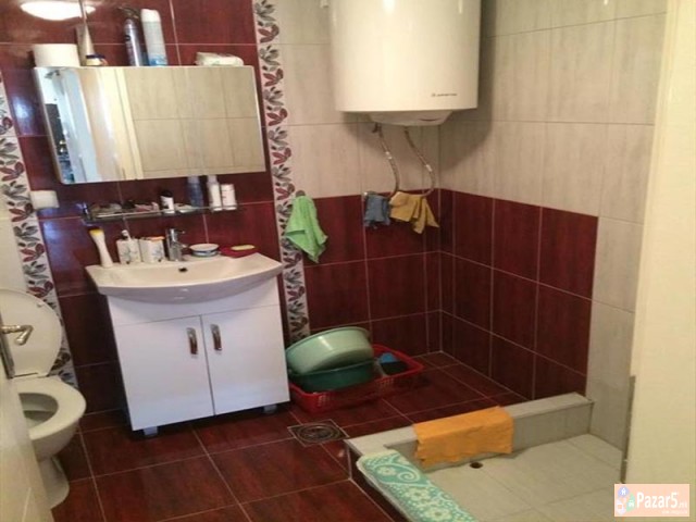 СЕ ИЗДАВА ТРОСОБЕН СТАН ВО НОВО ЛИСИЧЕ