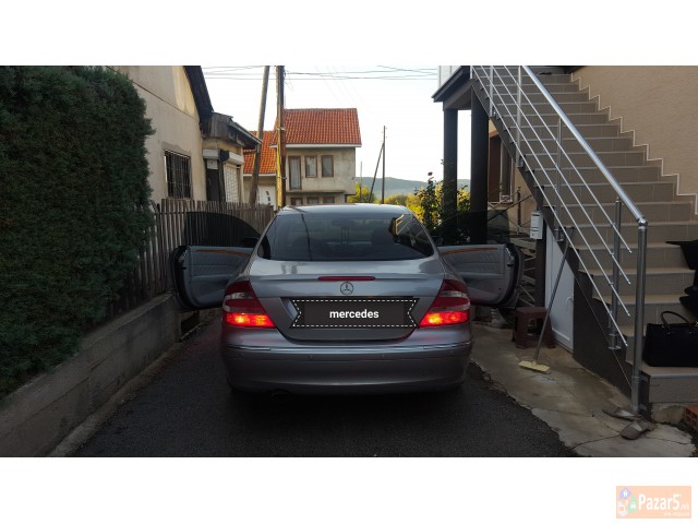 Prodavam Mercedes Benz Clk200 2003
