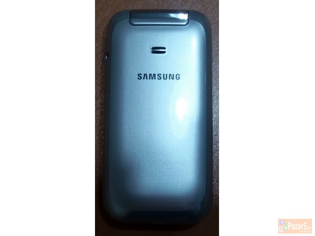 Продавам телефон Samsung Gt-c3590!