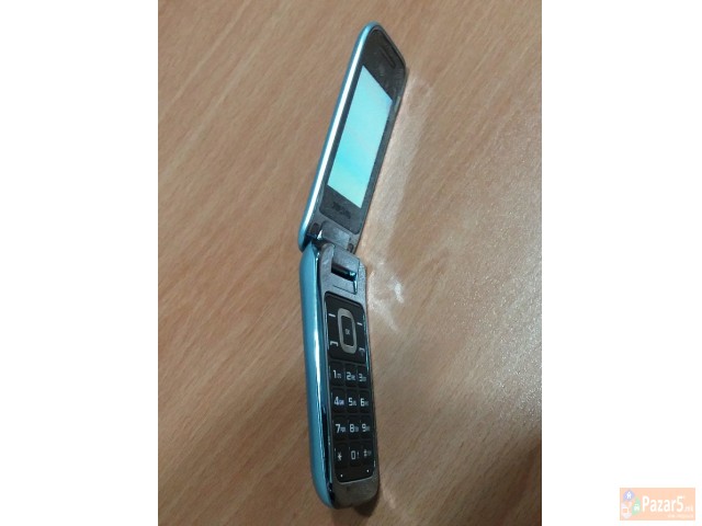 Продавам телефон Samsung Gt-c3590!