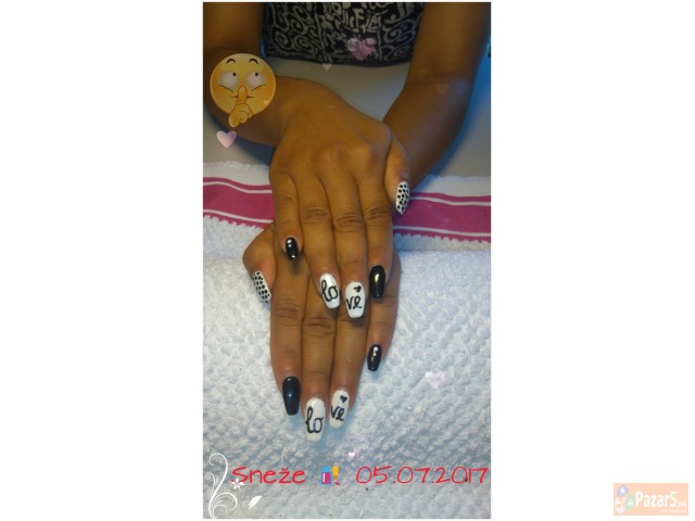 Надградба на нокти