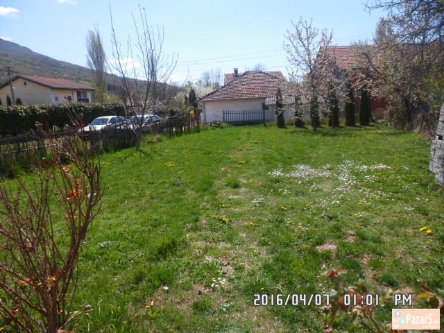 Prodavam Plac 433 M2 So 2 Vikend Kuki Na 15