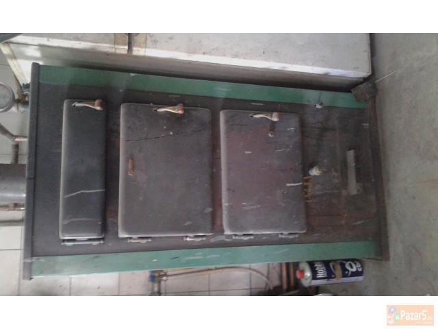 Се продава котек за парно