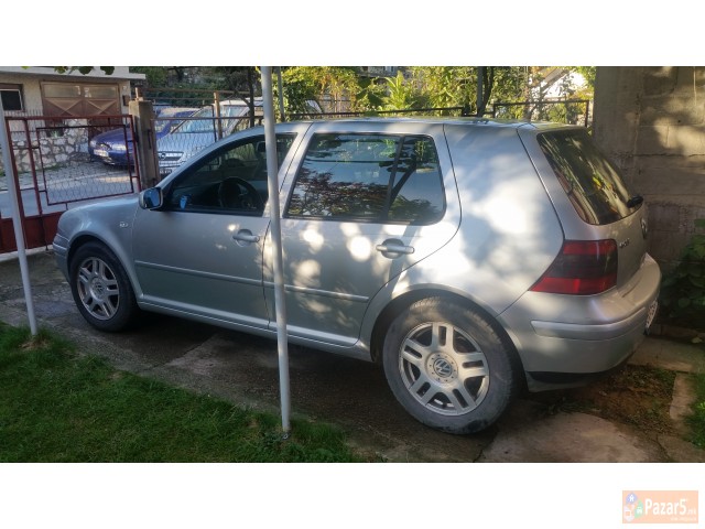 Prodavam Golf 4 Motor 1.6sr Na Plin