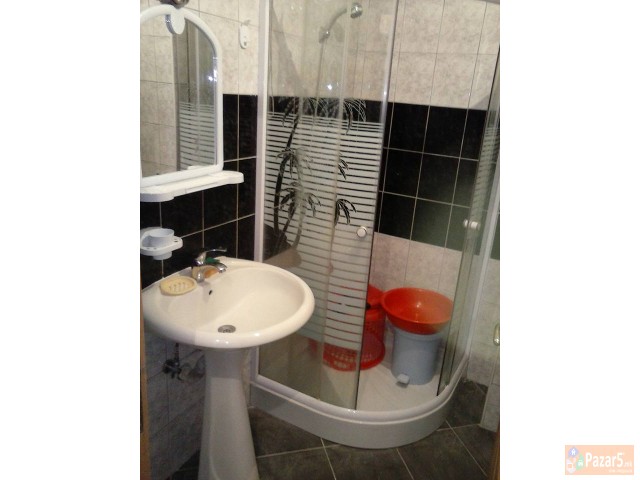 Se Iznajmuva Stan Vo Centar Vo Ohrid