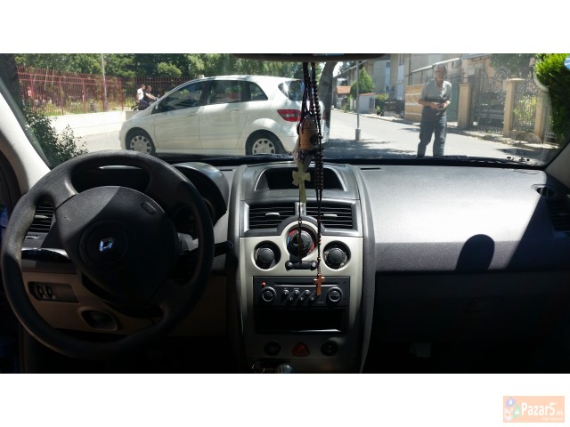 Se Prodava Reno Megan