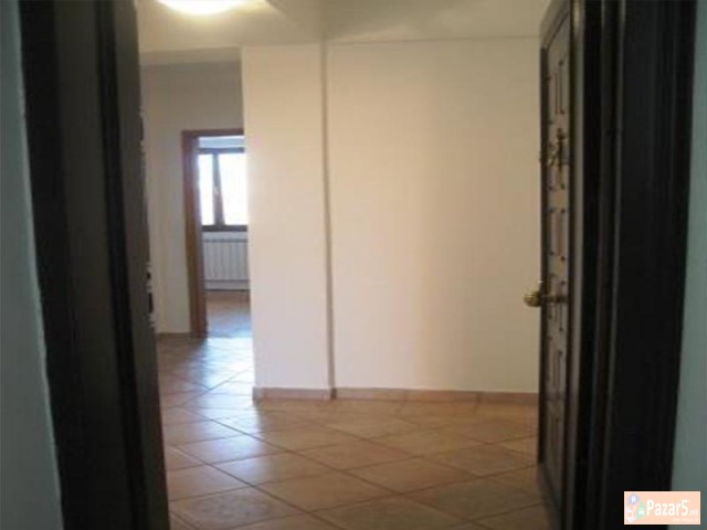 СЕ ИЗДАВА ДВОСОБЕН ПРАЗЕН СТАН ВО КАРПОШ 1