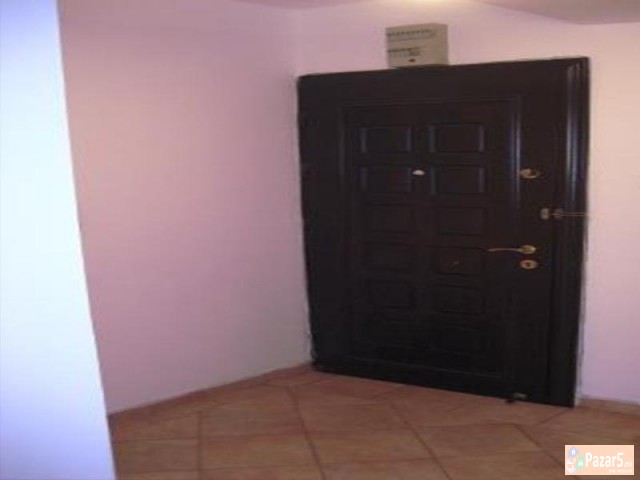 СЕ ИЗДАВА ДВОСОБЕН ПРАЗЕН СТАН ВО КАРПОШ 1