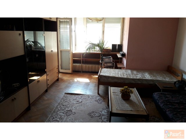 Iznajmuvam Stan Vo Aerodrom