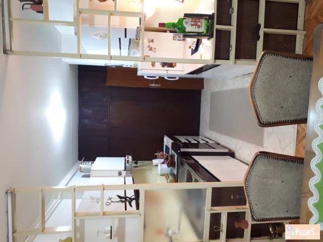 Se Prodava Stan Vo Centar