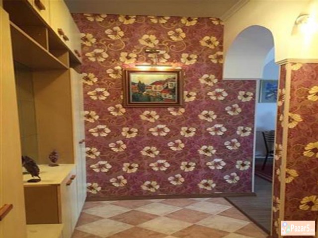 СЕ ИЗДАВА ТРОСОБЕН СТАН ВО АЕРОДРОМ