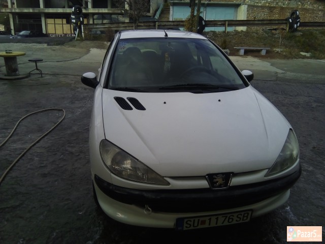 Prodavam Peugeot 206 1.9 Dizel 2002