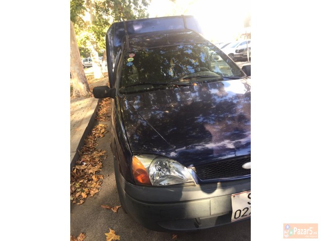 Ford Courier 1.1 Benzin-plin 2001