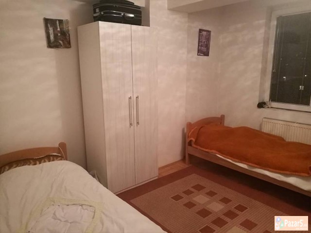 СЕ ИЗДАВА ДВОСОБЕН СТАН ВО МИЧУРИН