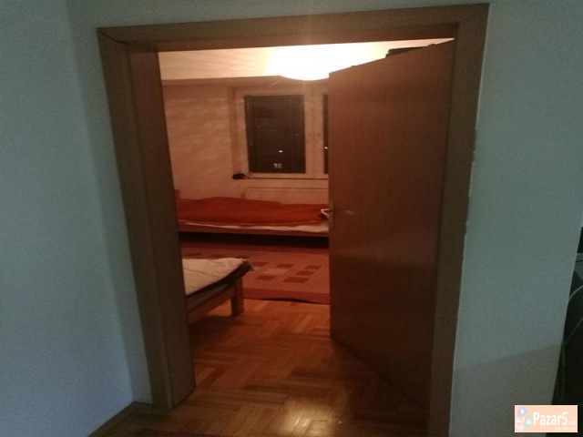 СЕ ИЗДАВА ДВОСОБЕН СТАН ВО МИЧУРИН