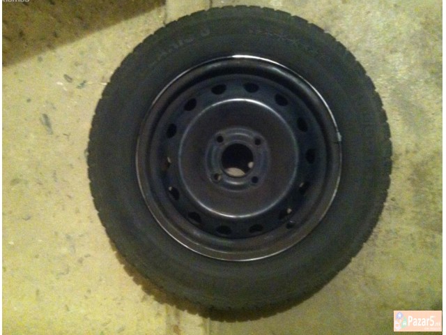 ПРОДАВАМ ЗИМСКИ ГУМИ Barum Polaris 3