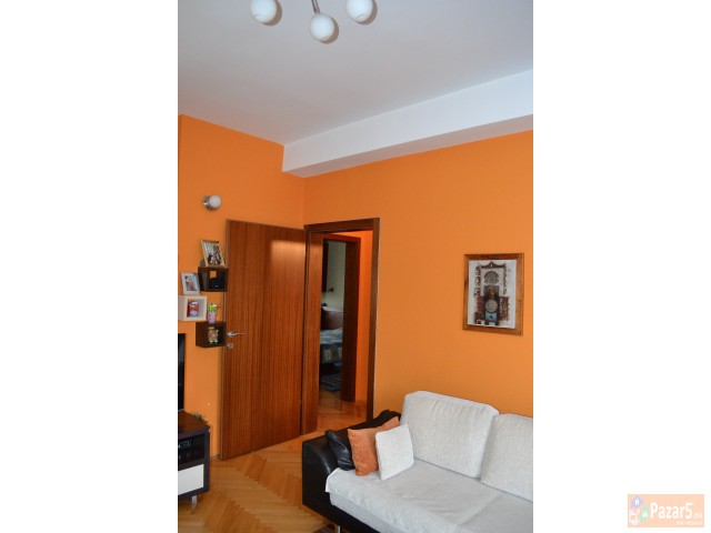 Продавам стан во Центар 64 M2 - Цена по договор