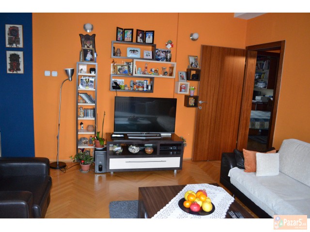 Продавам стан во Центар 64 M2 - Цена по договор