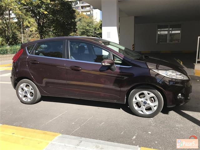 Ford Fiesta 1.4i Titanium