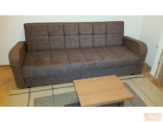 Се издава комплетно наместен стан во Ново Лисиче