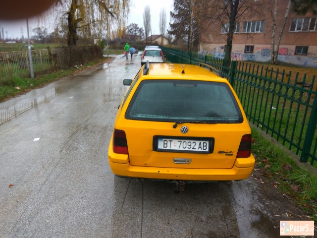 Продавам Golf 3 Tdi караван