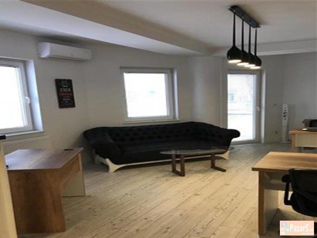 СЕ ИЗДАВА НАМЕСТЕН ДЕЛОВЕН ПРОСТОР