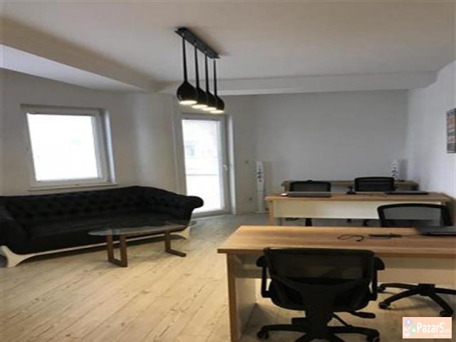 СЕ ИЗДАВА НАМЕСТЕН ДЕЛОВЕН ПРОСТОР