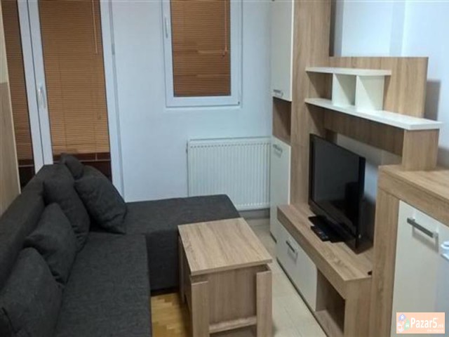 СЕ ИЗДАВА ДВОСОБЕН СТАН ВО ЦЕНТАР