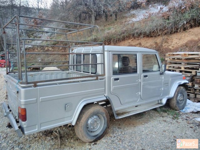 Се продава Махиндра Болеро 4х4 товарно 