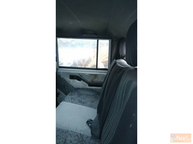 Се продава Махиндра Болеро 4х4 товарно 