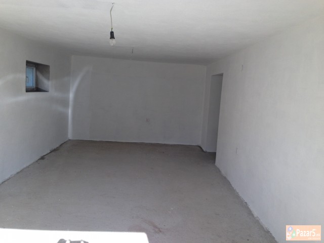 Магацински простор