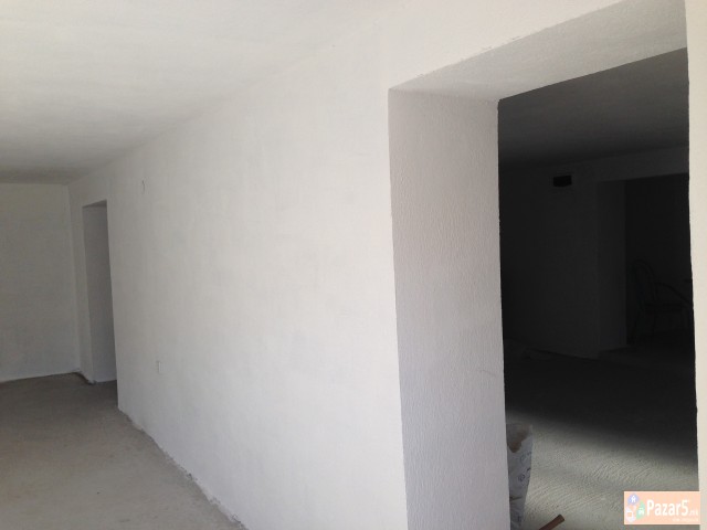 Магацински простор