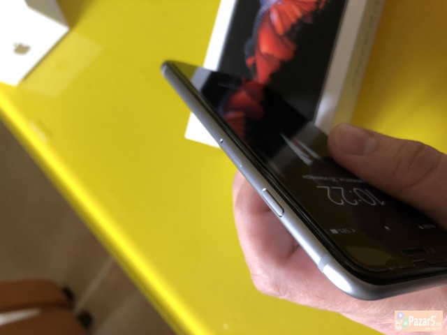 се продава Iphone 6s Space Grey