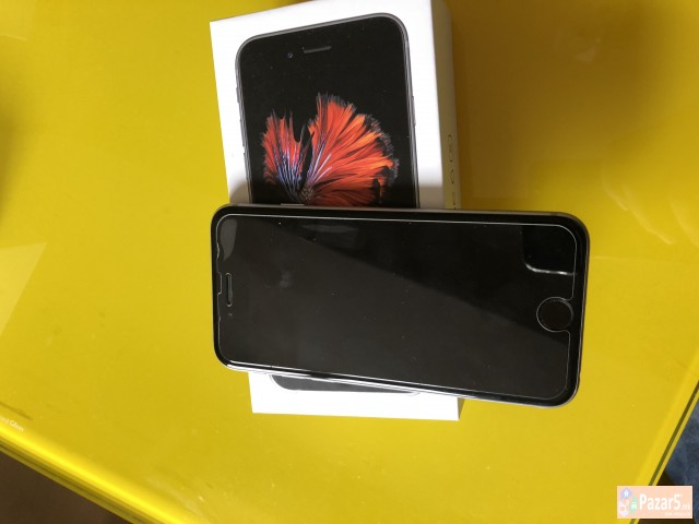 се продава Iphone 6s Space Grey