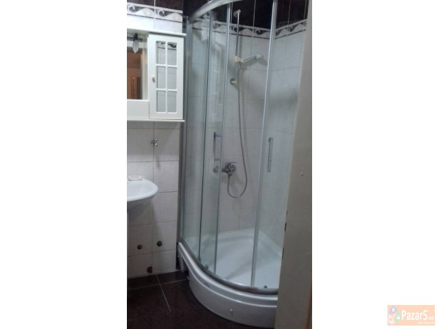 СЕ ИЗДАВА НАМЕСТЕН СТАН ВО КАРПОШ