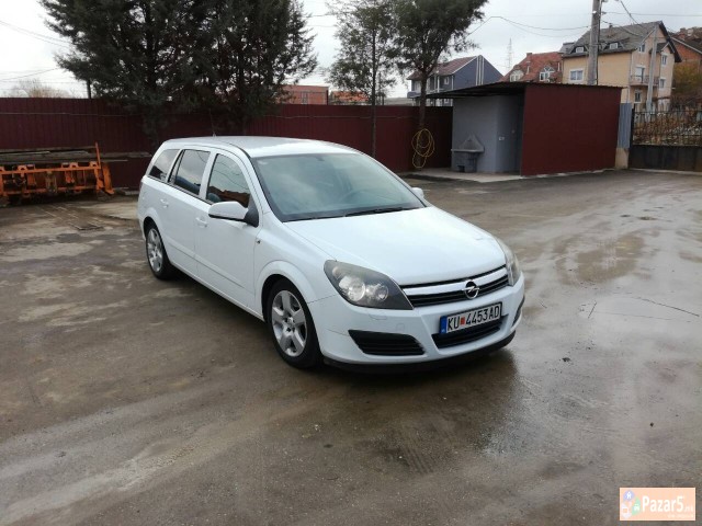Se Prodavati Opel Astra