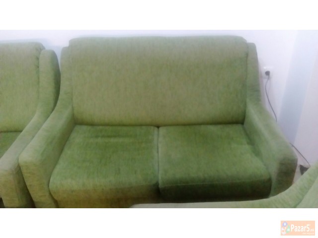 Гарнитура за седење (поволно)