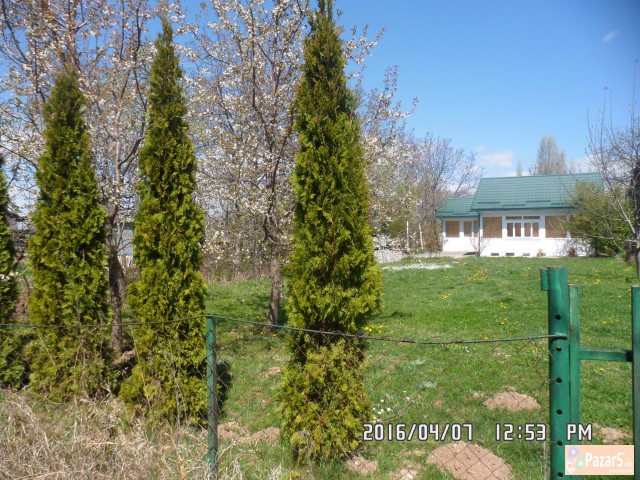 Prodavam Vikend Kuka 150 Metra Od Ohridsko Ezero N