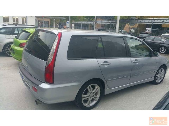 Mitsubishi Lancer Kombi 