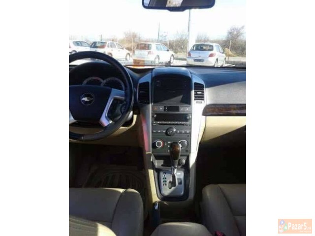 Се продава Chevrolet Captiva